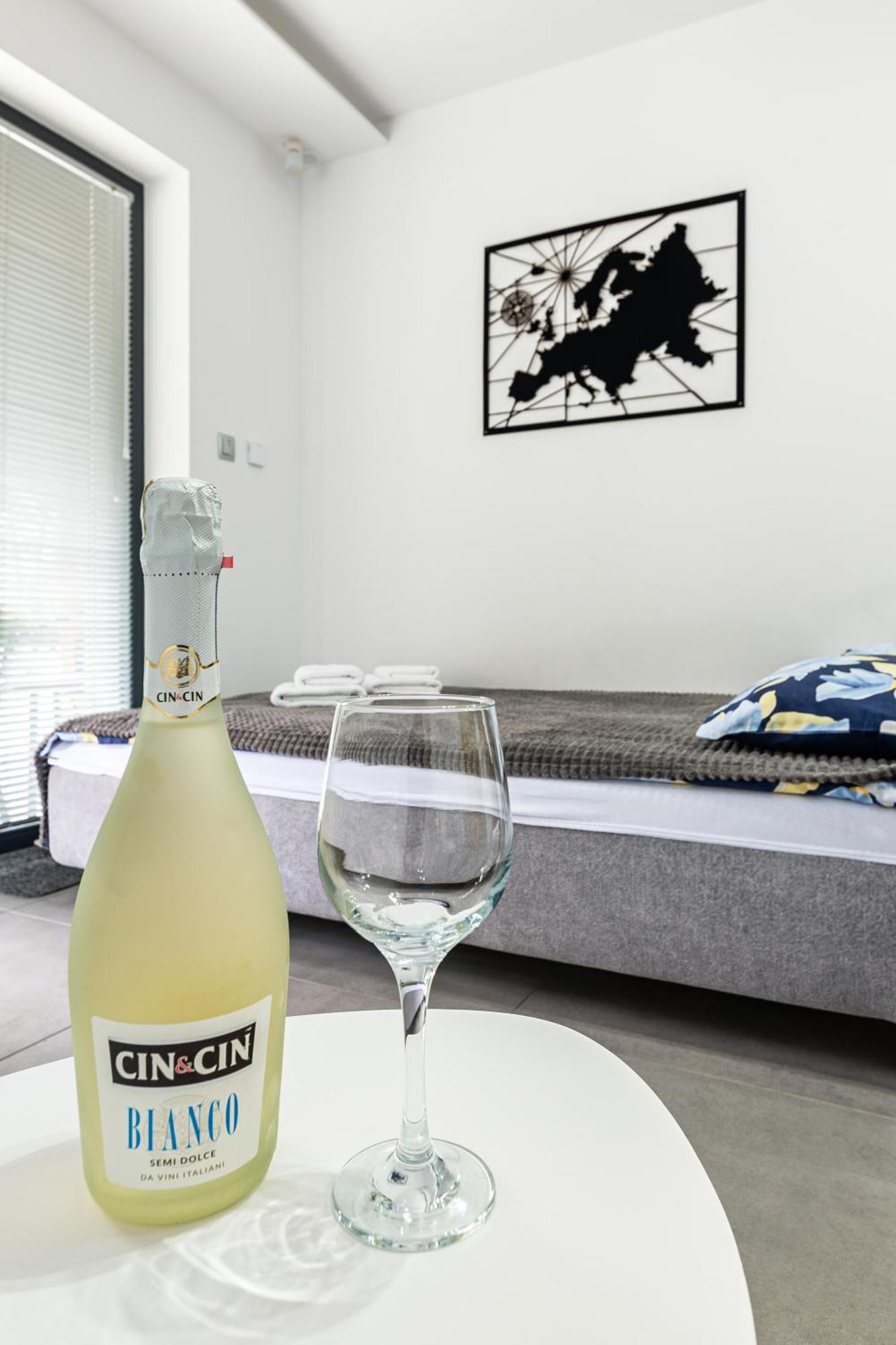 Bianco Apartamenty Laskowa - Zator Ngoại thất bức ảnh
